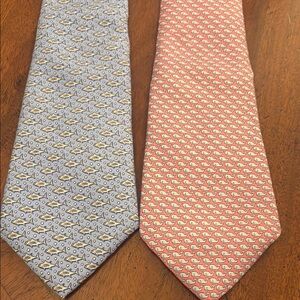 2 BOYS vineyard vines ties! Used but Great condition
